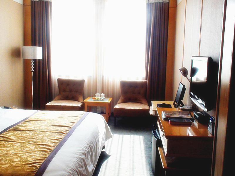 Zhan Qiao Prince Hotel Qingdao Oda fotoğraf