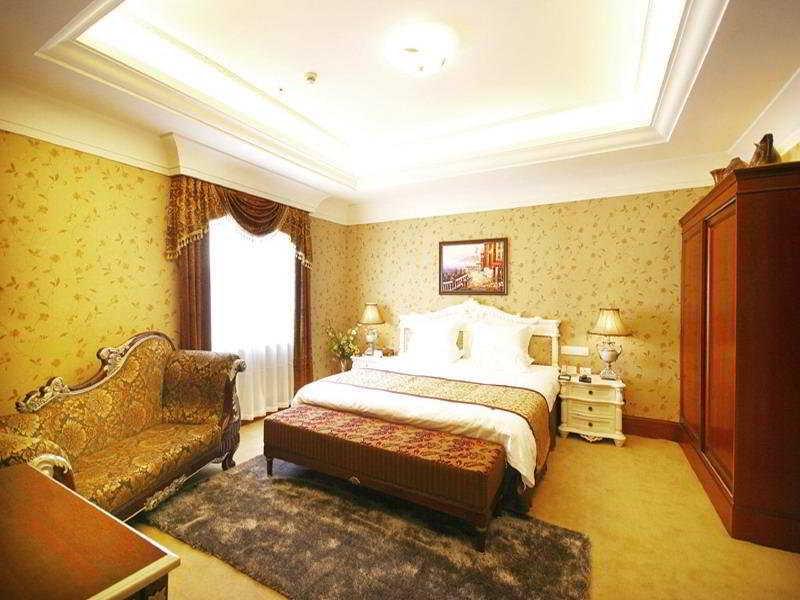 Zhan Qiao Prince Hotel Qingdao Oda fotoğraf